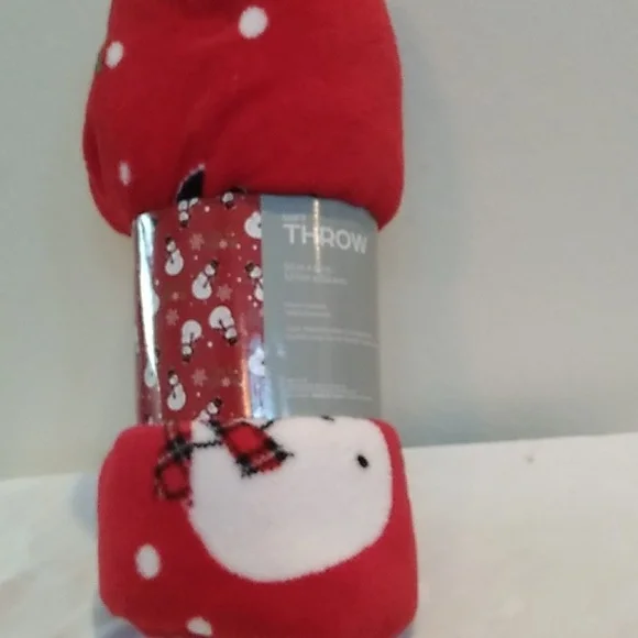 B- BUY NOW- NWT real living Soft Throw - Picture 2 of 8